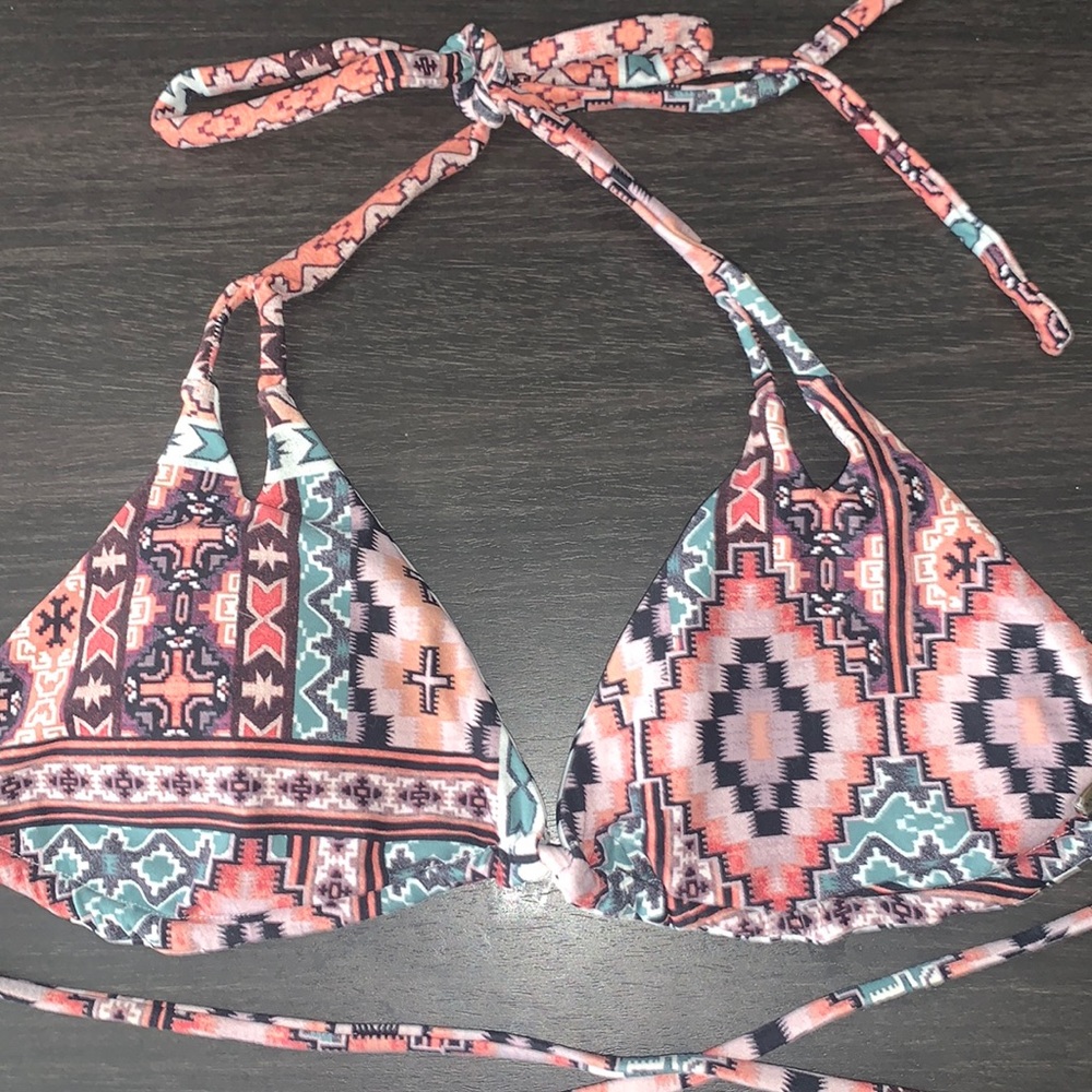 Reversible O’Neill, bikini top